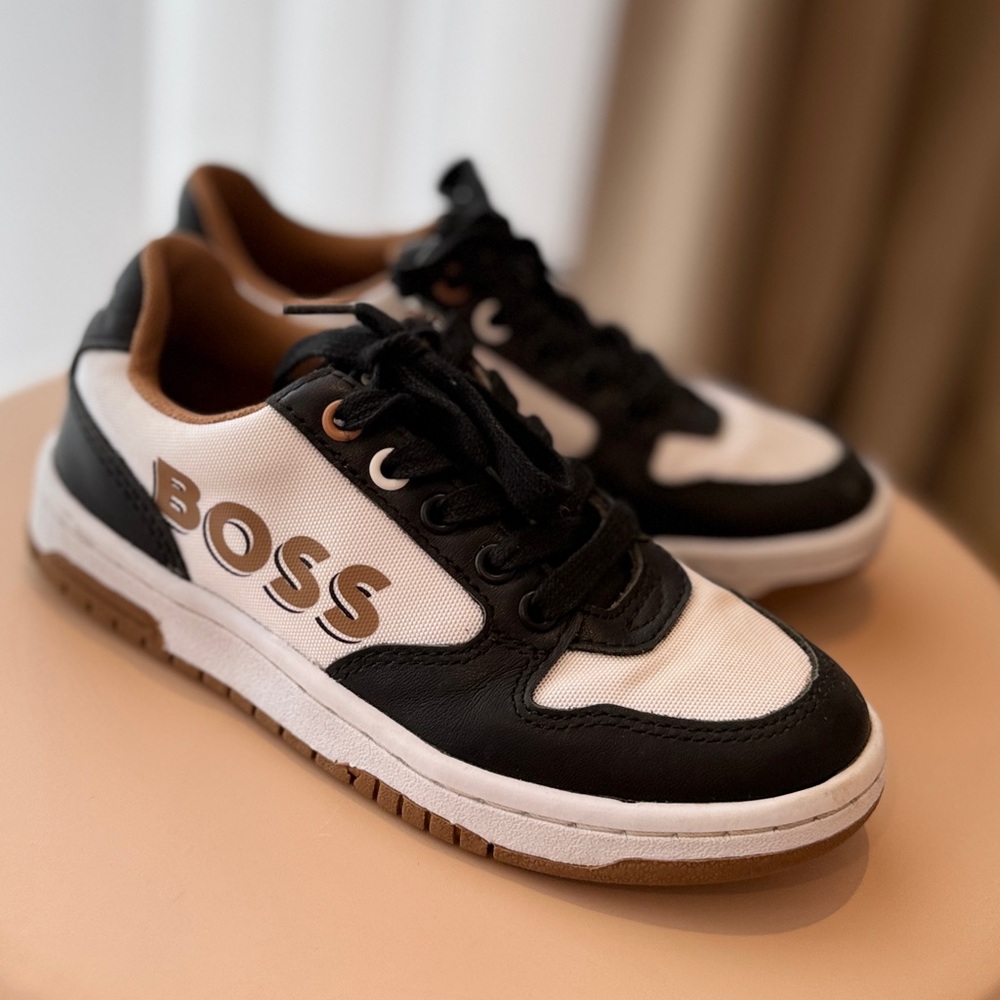 Hugo boss kids shoes